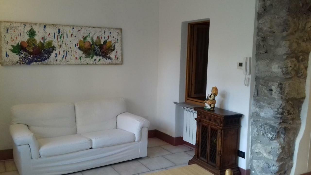 Willa La Casa Delle Fate Solto Collina Zewnętrze zdjęcie