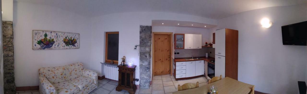Willa La Casa Delle Fate Solto Collina Zewnętrze zdjęcie